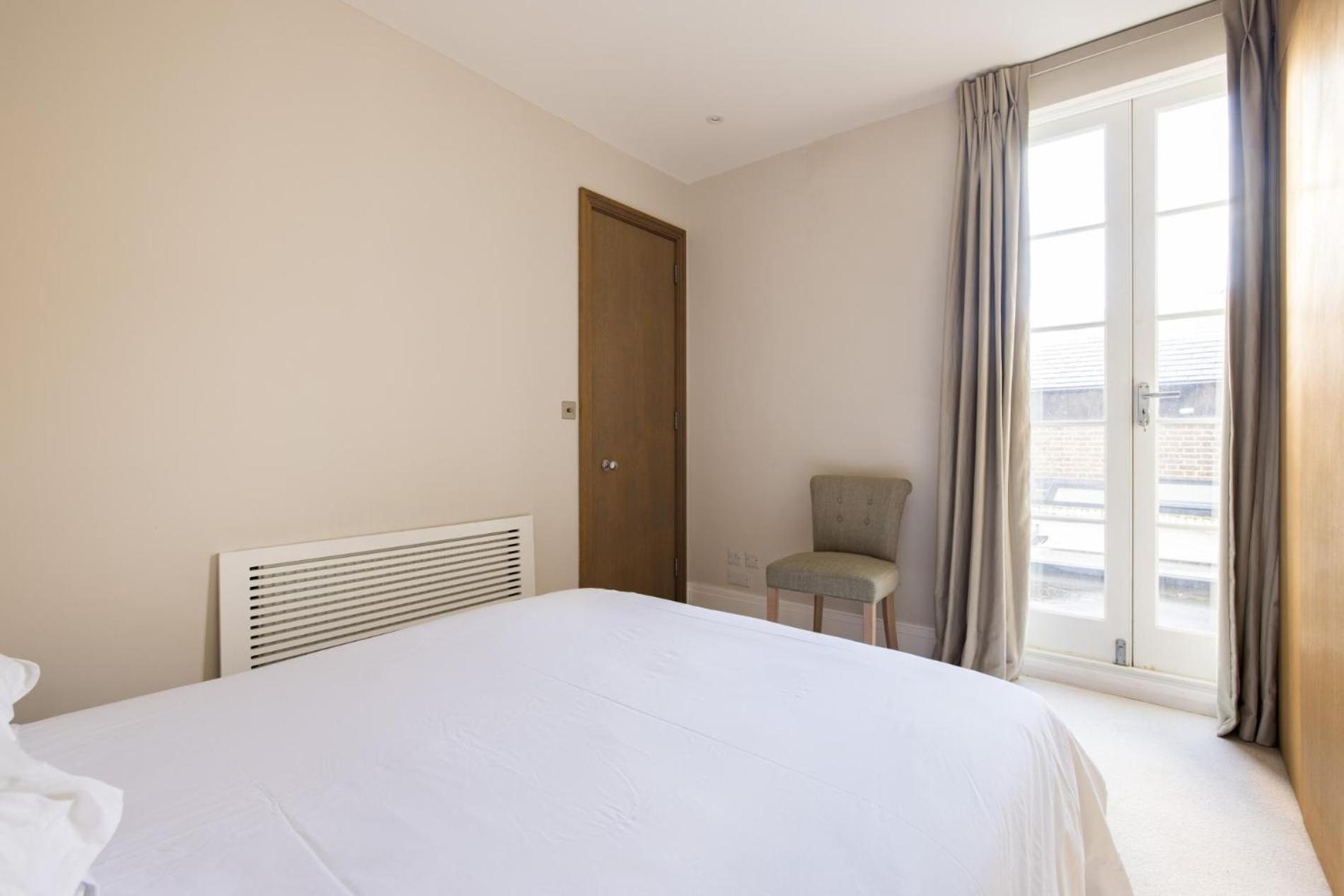 Sunny In Chelsea - Luxurious 3 Bedroom Chelsea Home لندن المظهر الخارجي الصورة