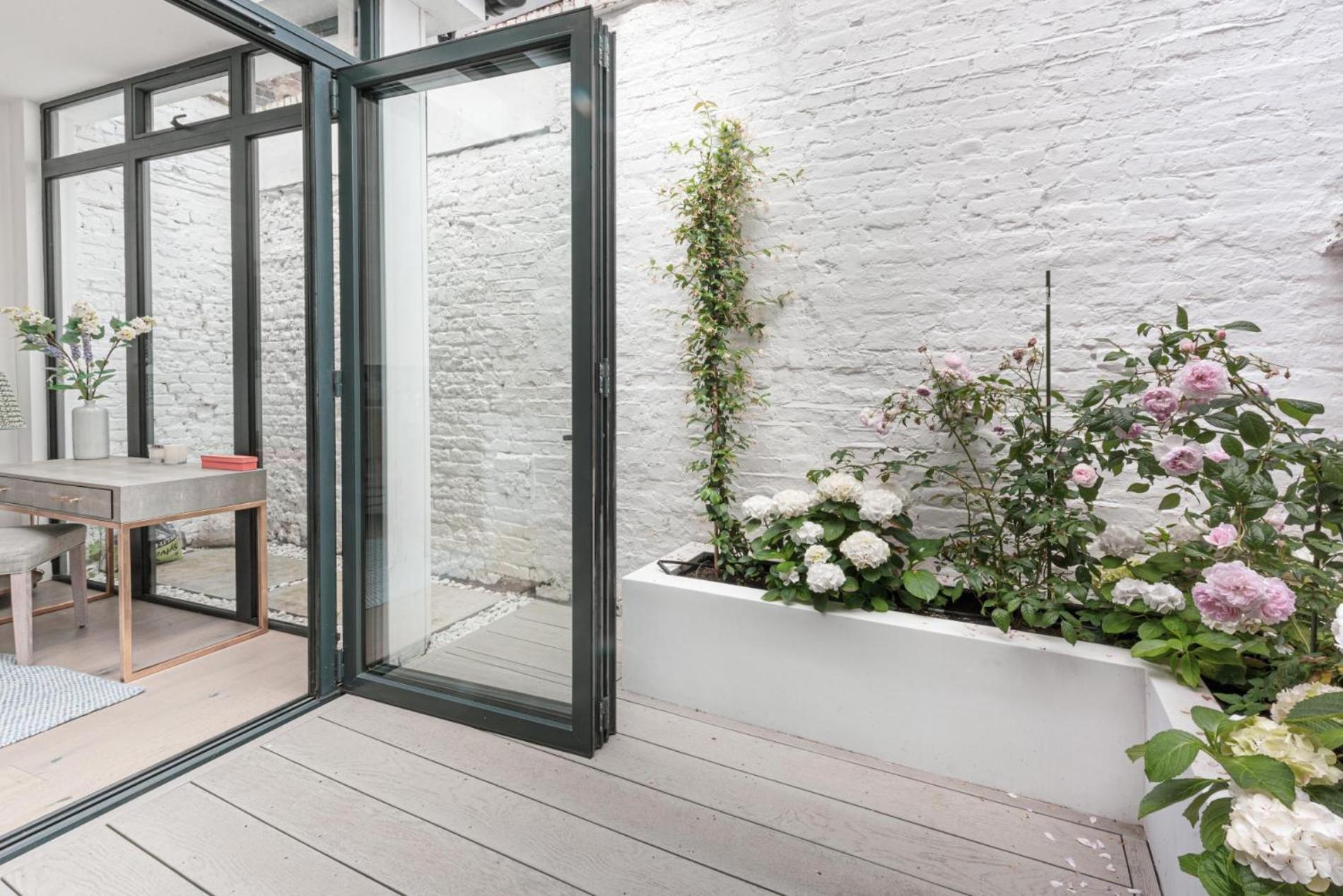 Sunny In Chelsea - Luxurious 3 Bedroom Chelsea Home لندن المظهر الخارجي الصورة